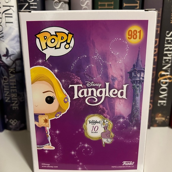 Funko Pop! Disney Rapunzel Box Lunch Exclusive - Picture 3 of 6